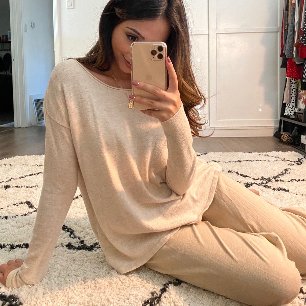 Cream Longsleeve